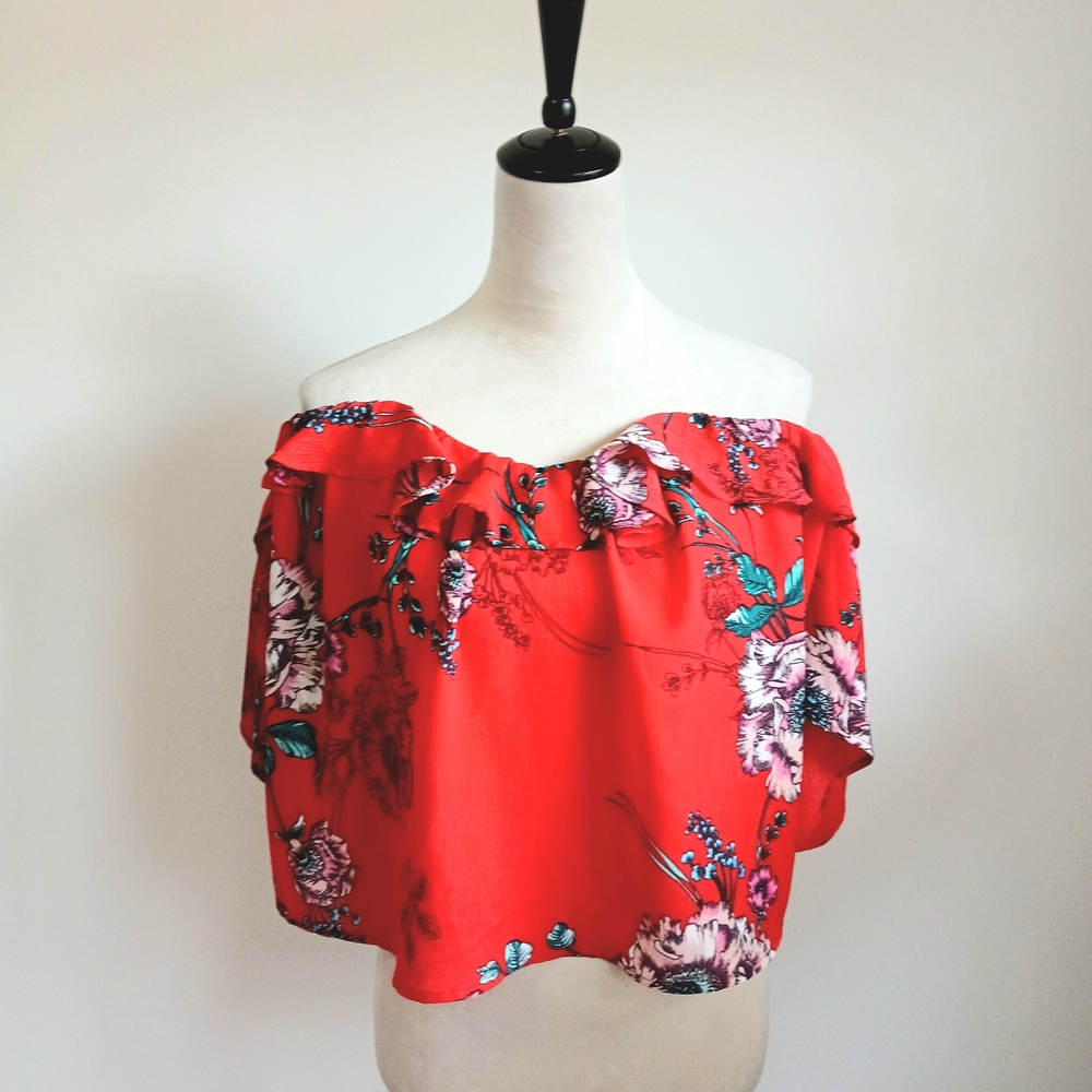 NWT - Flying Tomato - Off-The-Shoulder - Crop Top - Ruffled Sleeves-Red - Small